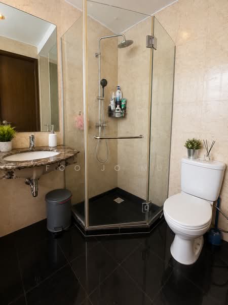 Calarasi, 31 Kim Keat Lane, 3 Bedrooms, 1,184 sqft, Apartment For Sale, by FOO JO MUN, 500236879 - Bathroom - PropertyGuru.com.sg