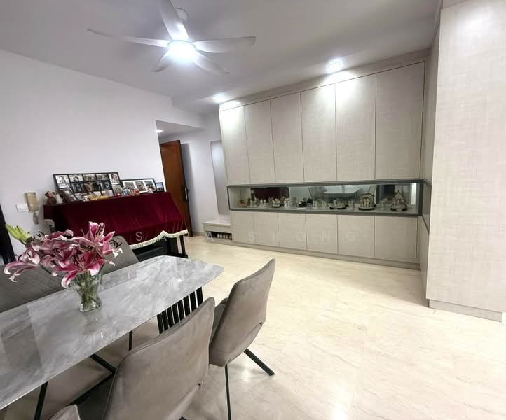 Sunrise Gardens, 53 Sunrise Gardens, 3 Bedrooms, 1,281 sqft, Condominium For Sale, by Sara Shong, 500236881 - Living Room - PropertyGuru.com.sg