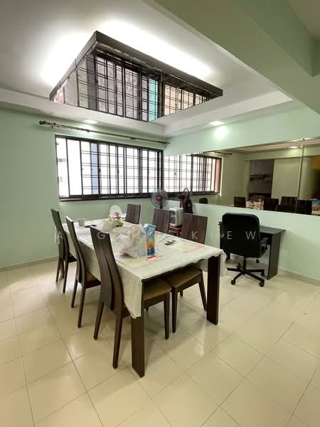 155 Yishun Street 11, 155 Yishun Street 11, 3 Bedrooms, 1,302 sqft, HDB Flat For Sale, by Angela Kiew, 500236884 - Dining Room - PropertyGuru.com.sg