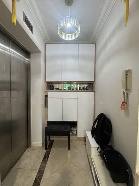 Palm Gardens, 2E Hong San Walk, 3 Bedrooms, 1,206 sqft, Condominium For Sale, by Nancy Tan, 500236885 - Entrance - PropertyGuru.com.sg