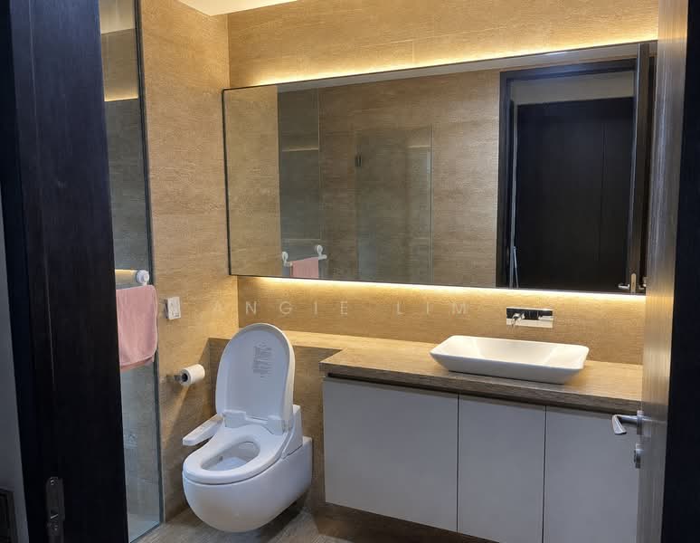 Corals at Keppel Bay, , 1 Bedroom, 624 sqft, Condominium For Sale, by Angie Lim, 500236887 - Bathroom - PropertyGuru.com.sg
