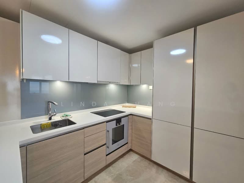V on Shenton, 5 Shenton Way, 3 Bedrooms, 1,528 sqft, Condominium For Sale, by Linda Zhang, 500236888 - Kitchen - PropertyGuru.com.sg