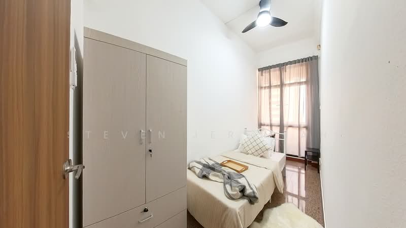 Dover Parkview, 30 Dover Rise, Room Rental, 60 sqft, Condominium For Rent, by Steven Jeremiah, 500236901 - Bedroom - PropertyGuru.com.sg
