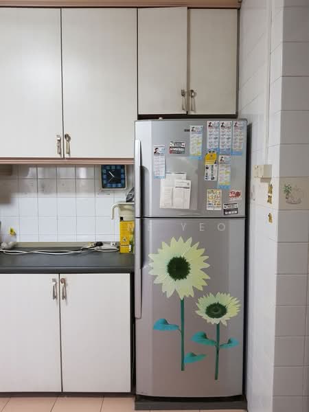 385 Tampines Street 32, 385 Tampines Street 32, 3 Bedrooms, 1,250 sqft, HDB Flat For Rent, by Irene Yeo, 500236922 - Kitchen - PropertyGuru.com.sg