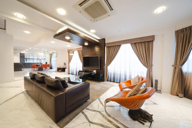 Eastwood Way, Eastwood Way, 4 Bedrooms, 4,000 sqft, Semi-Detached House For Sale, by Seng Huat Kee 纪成发, 500236936 - Living Room - PropertyGuru.com.sg