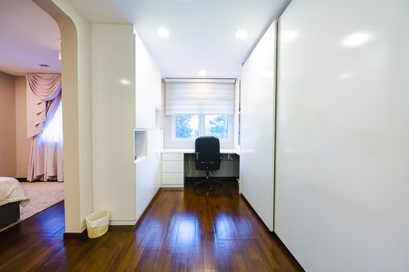 Eastwood Way, Eastwood Way, 4 Bedrooms, 4,000 sqft, Semi-Detached House For Sale, by Seng Huat Kee 纪成发, 500236936 - Study - PropertyGuru.com.sg