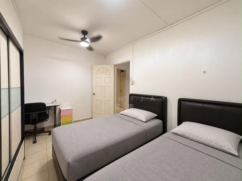 925 Jurong West Street 92, 925 Jurong West Street 92, Boon Lay / Jurong / Tuas, Room Rental, 120 sqft, HDB Flat For Rent, by Alice Wijaya 黄雪莹, 500236946 - Bedroom - PropertyGuru.com.sg