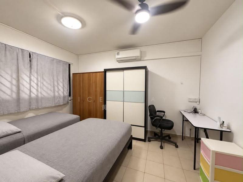 925 Jurong West Street 92, 925 Jurong West Street 92, Boon Lay / Jurong / Tuas, Room Rental, 120 sqft, HDB Flat For Rent, by Alice Wijaya 黄雪莹, 500236946 - Bedroom - PropertyGuru.com.sg