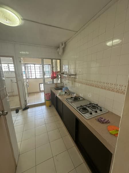 442 Choa Chu Kang Avenue 4, 442 Choa Chu Kang Avenue 4, 3 Bedrooms, 979 sqft, HDB Flat For Sale, by JL Huang, 500236954 - Kitchen - PropertyGuru.com.sg