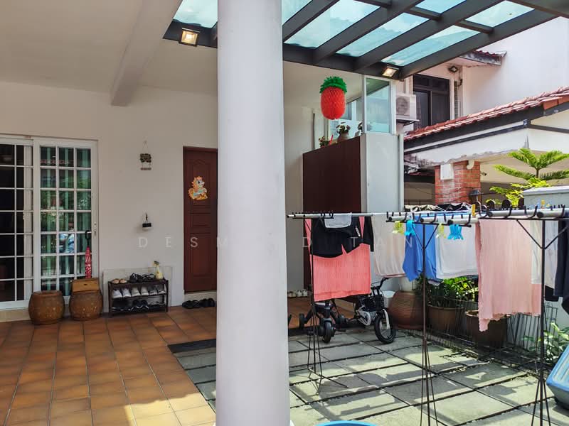 Hillview mrt and The Rail Mall, Jalan Asas, Room Rental, 180 sqft, Terraced House For Rent, by Desmond Tan, 500236959 - Exterior - PropertyGuru.com.sg