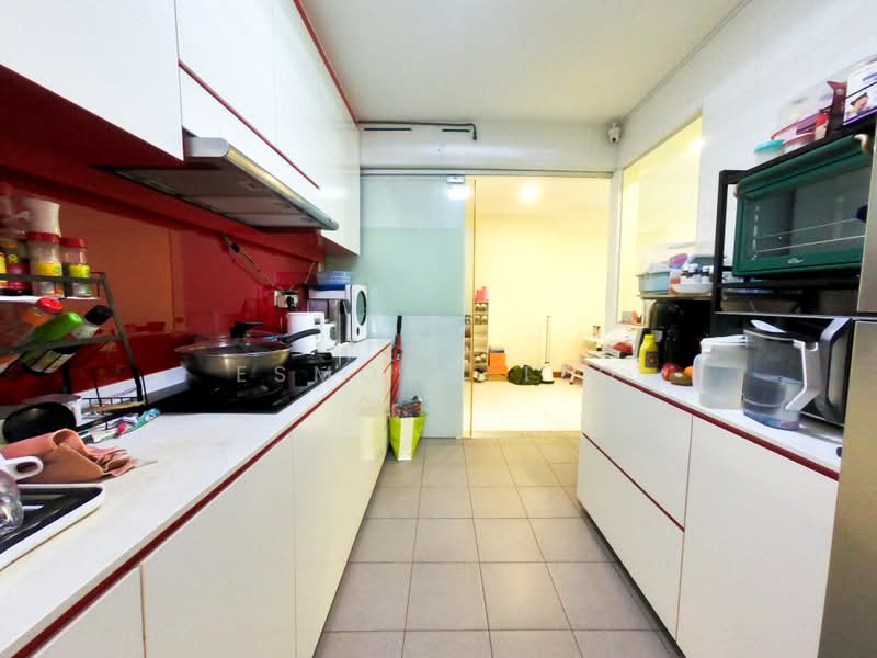 212A Punggol Walk, 212A Punggol Walk, 3 Bedrooms, 1,001 sqft, HDB Flat For Sale, by Esmond Teo, 500236968 - Kitchen - PropertyGuru.com.sg
