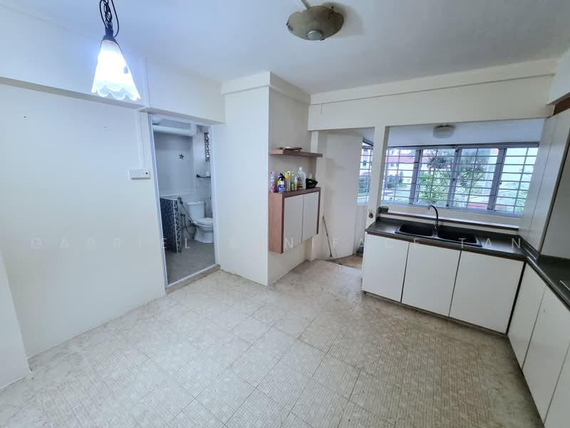 264 Bishan Street 24, 264 Bishan Street 24, 3 Bedrooms, 1,141 sqft, HDB Flat For Sale, by Gabriel Boniface Tan, 500236979 - Kitchen - PropertyGuru.com.sg