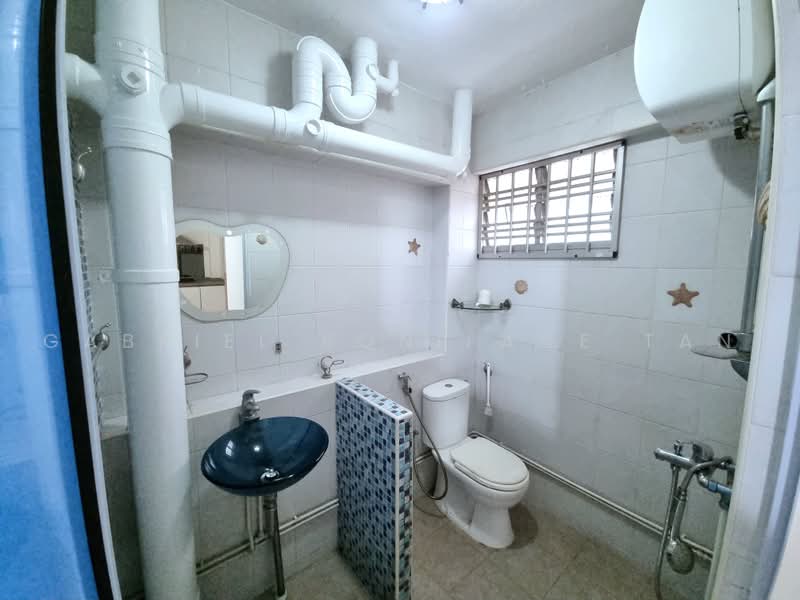264 Bishan Street 24, 264 Bishan Street 24, 3 Bedrooms, 1,141 sqft, HDB Flat For Sale, by Gabriel Boniface Tan, 500236979 - Bathroom - PropertyGuru.com.sg