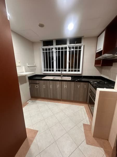 Alessandrea, 31 Alexandra Road, 3 Bedrooms, 1,001 sqft, Apartment For Rent, by Joseph Yi, 500236985 - Kitchen - PropertyGuru.com.sg