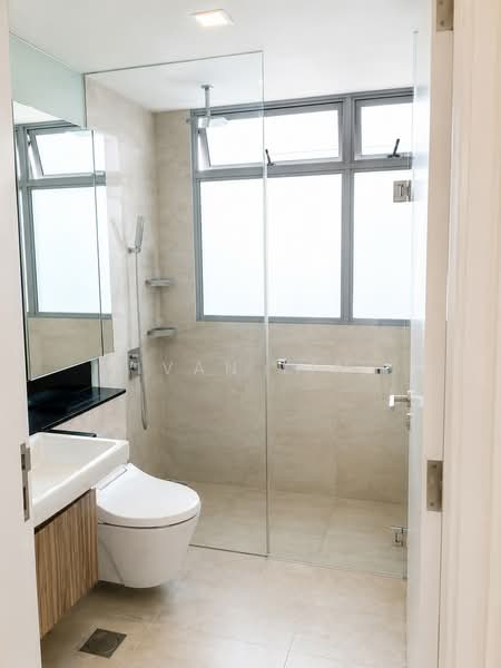 Suites @ Newton, 1 Surrey Road, 2 Bedrooms, 1,302 sqft, Apartment For Sale, by Ivan Lim, 500237010 - Bathroom - PropertyGuru.com.sg