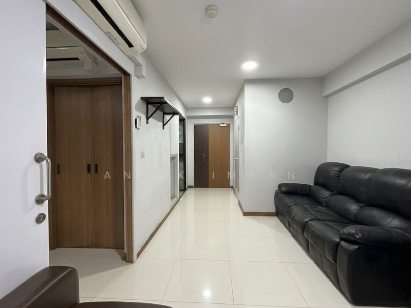 405A Northshore Drive, 405A Northshore Drive, 1 Bedroom, 506 sqft, HDB Flat For Sale, by Andik Imran, 500237020 - Corridor - PropertyGuru.com.sg