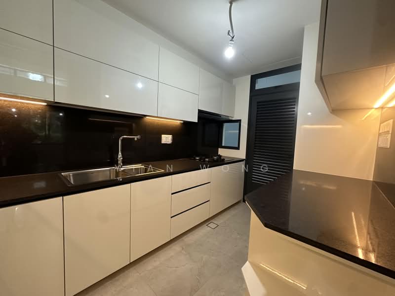 Belgravia Ace, 100 Belgravia Drive, Seletar / Yio Chu Kang, 5 Bedrooms, 4,058 sqft, Semi-Detached House For Sale, by Yian Wong, 500237040 - Kitchen - PropertyGuru.com.sg