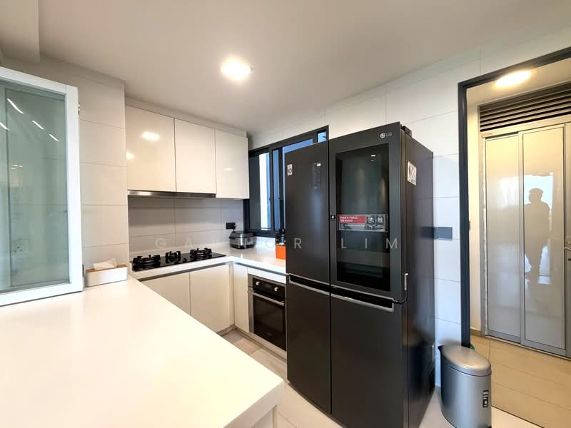 SkyPark Residences, Sembawang Drive, 3 Bedrooms, 1,238 sqft, Condominium For Rent, by Gaynor Lim, 500237054 - Kitchen - PropertyGuru.com.sg