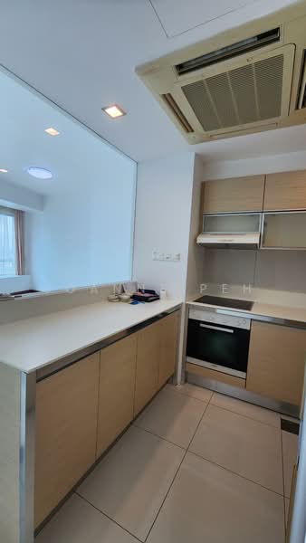 The Sail @ Marina Bay, 6 Marina Boulevard, 3 Bedrooms, 1,184 sqft, Condominium For Sale, by Joanne Peh, 500237065 - Kitchen - PropertyGuru.com.sg