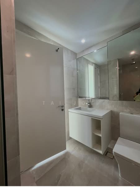 Kingsford Hillview Peak, 105 Hillview Rise, 2 Bedrooms, 775 sqft, Condominium For Sale, by Tai Joe, 500237074 - Joe Tai  - PropertyGuru.com.sg