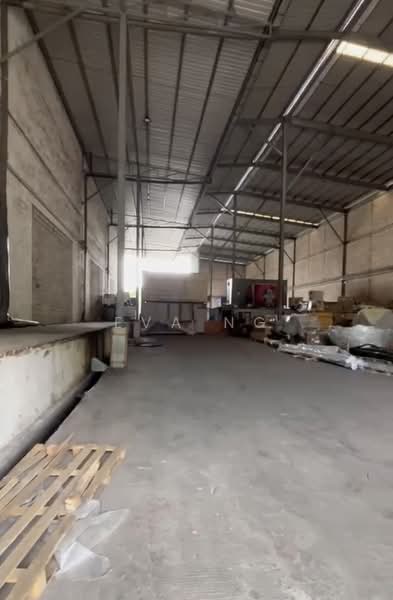 Gul Pioneer Area, Gul Circle, 10,000 sqft, Factory / Workshop (B2) For Rent, by Eva Ng, 500237077 - Interior - CommercialGuru.com.sg