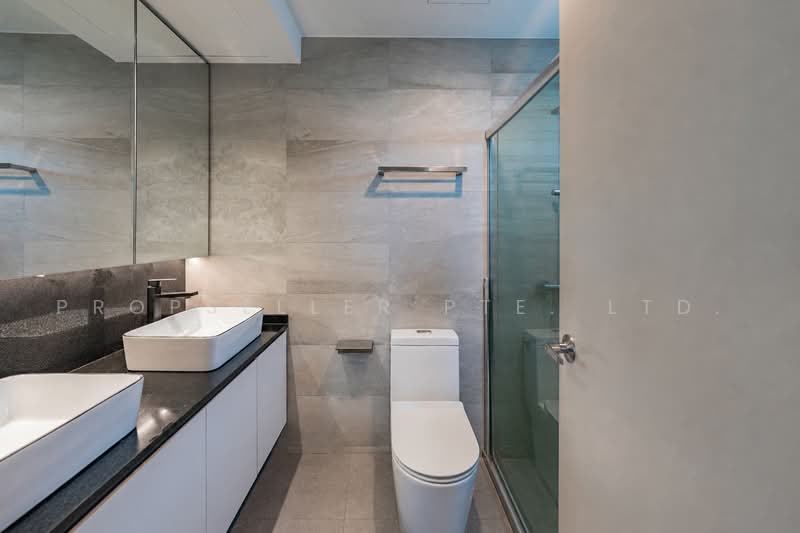 Le Hill, 42 Pasir Panjang Hill, 3 Bedrooms, 1,206 sqft, Condominium For Sale, by Wes Teo, 500237082 - Bathroom - PropertyGuru.com.sg