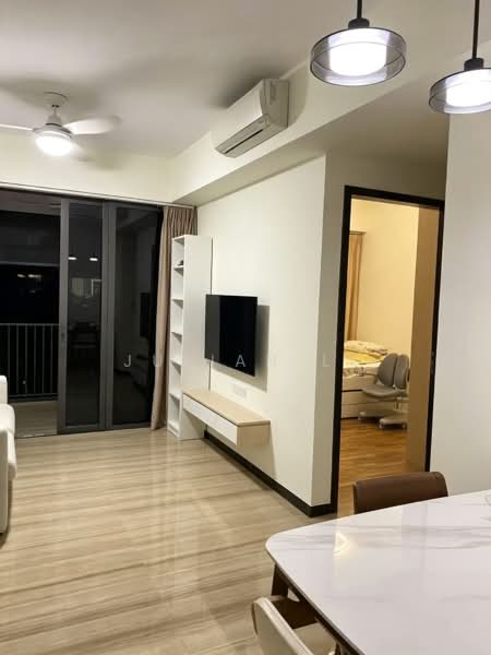 Sims Urban Oasis, 2 Sims Drive, 3 Bedrooms, 818 sqft, Condominium For Sale, by Julian Li, 500237084 - Living Room - PropertyGuru.com.sg