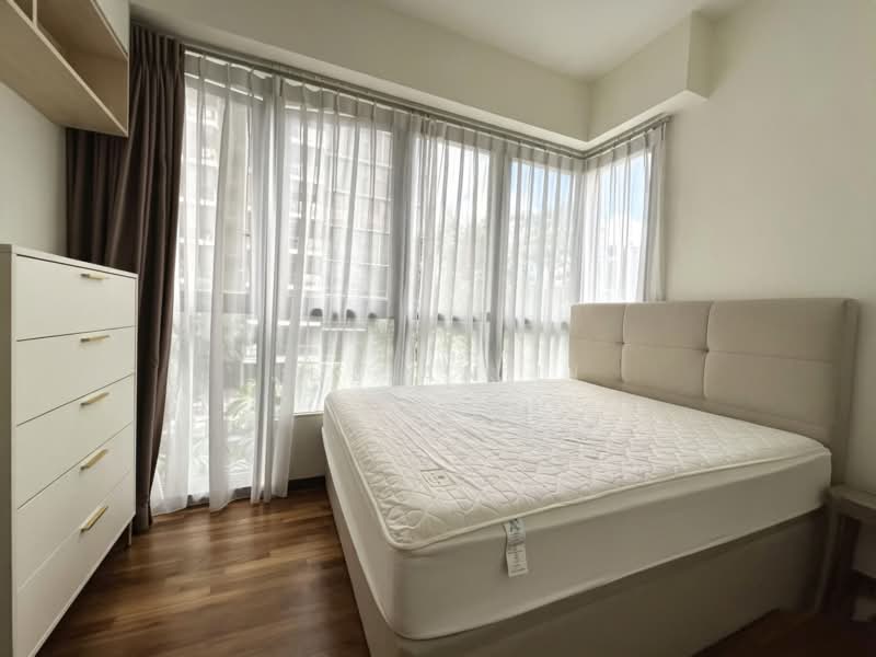 Sims Urban Oasis, 2 Sims Drive, 3 Bedrooms, 818 sqft, Condominium For Sale, by Julian Li, 500237084 - Bedroom - PropertyGuru.com.sg