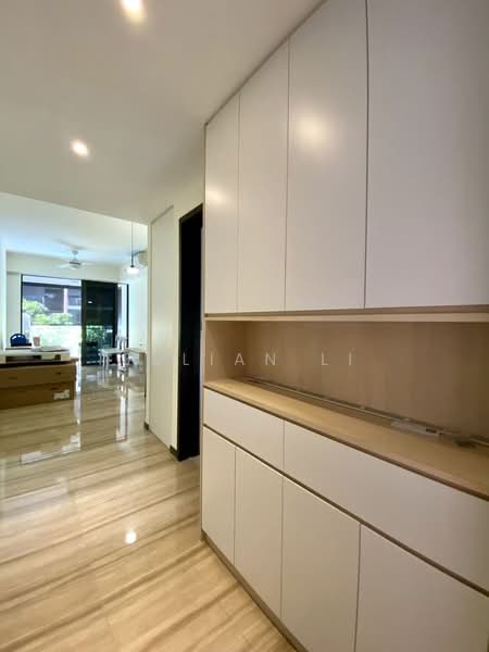 Sims Urban Oasis, 2 Sims Drive, 3 Bedrooms, 818 sqft, Condominium For Sale, by Julian Li, 500237084 - Corridor - PropertyGuru.com.sg