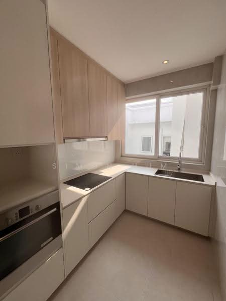 Duchess Manor, 20 Duchess Road, Tanglin / Holland / Bukit Timah, 4 Bedrooms, 3,200 sqft, Condominium For Rent, by Simon Hum, 500237089 - Kitchen - PropertyGuru.com.sg