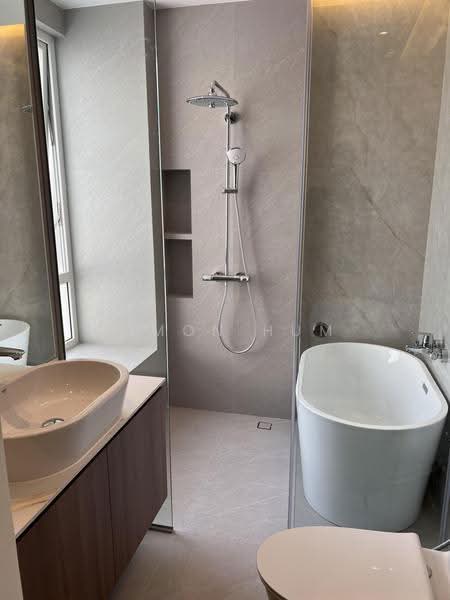 Duchess Manor, 20 Duchess Road, Tanglin / Holland / Bukit Timah, 4 Bedrooms, 3,200 sqft, Condominium For Rent, by Simon Hum, 500237089 - Bathroom - PropertyGuru.com.sg