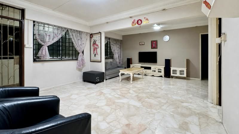 112 Lorong 3 Geylang, 112 Lorong 3 Geylang, 3 Bedrooms, 104 sqft, HDB Flat For Sale, by Lim Seng Wee, 500237091 - Living Room - PropertyGuru.com.sg