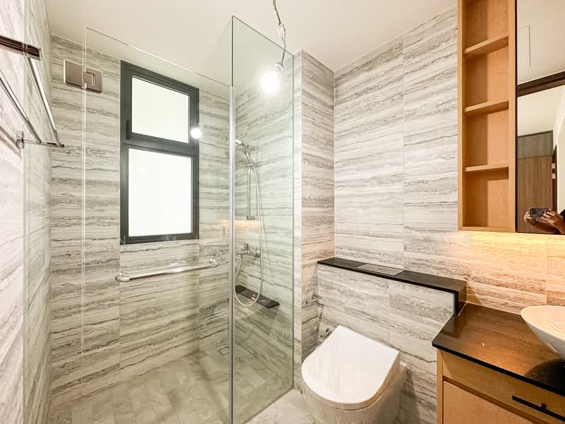 Belgravia Ace, 100 Belgravia Drive, Seletar / Yio Chu Kang, 5 Bedrooms, 4,058 sqft, Semi-Detached House For Sale, by Lin Ming Yao 林明尧, 500237095 - Bathroom - PropertyGuru.com.sg