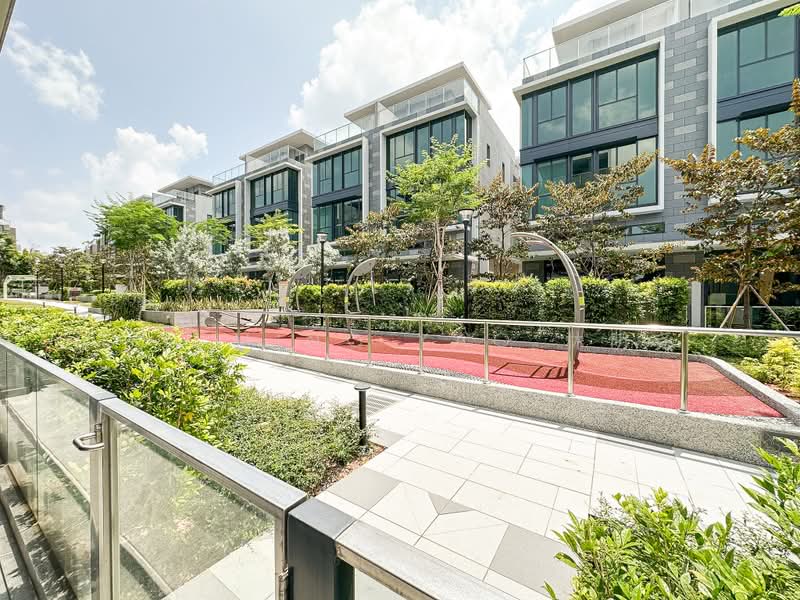 Belgravia Ace, 100 Belgravia Drive, Seletar / Yio Chu Kang, 5 Bedrooms, 4,058 sqft, Semi-Detached House For Sale, by Lin Ming Yao 林明尧, 500237095 - Exterior - PropertyGuru.com.sg