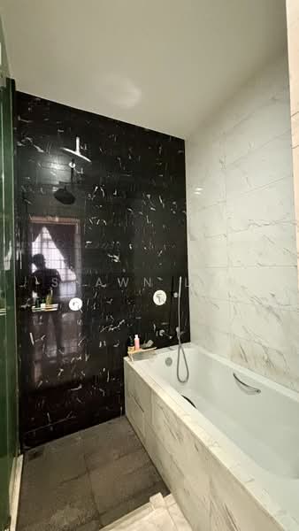 The Tennery, 5A Woodlands Road, 1 Bedroom, 614 sqft, Condominium For Rent, by Shawn Lew, 500237098 - Bathroom - PropertyGuru.com.sg