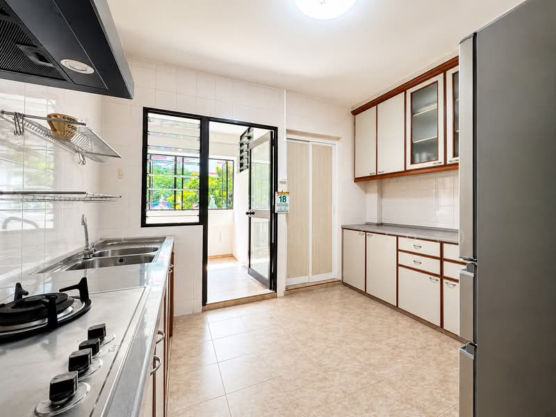 790 Woodlands Avenue 6, 790 Woodlands Avenue 6, 3 Bedrooms, 1,076 sqft, HDB Flat For Sale, by Lee Hui Jun (Joy), 500237102 - Kitchen - PropertyGuru.com.sg