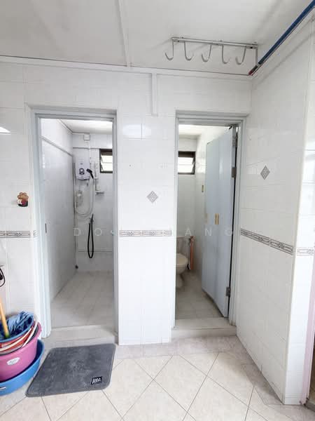 95 Aljunied Crescent, 95 Aljunied Crescent, 4 Bedrooms, 1,398 sqft, HDB Flat For Sale, by Don Liang, 500237105 - Bathroom - PropertyGuru.com.sg