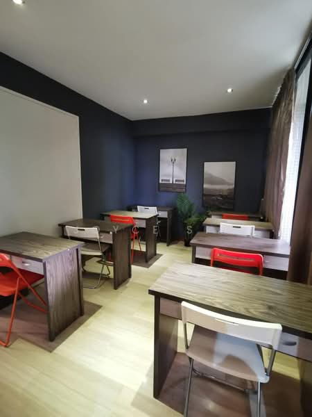 Freehold, Rare. Single title with 24 units with facilities, , 10+ Bedrooms, 19,000 sqft, Good Class Bungalow For Sale, by Joyce Sim, 500237107 - Study - PropertyGuru.com.sg
