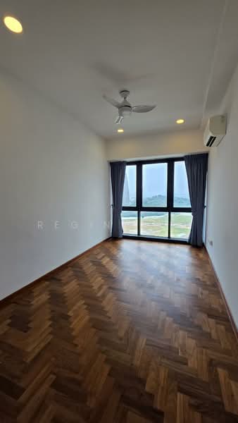Harbour View Towers, 21 Telok Blangah Drive, 3 Bedrooms, 2,013 sqft, Condominium For Sale, by Regina Lim, 500237110 - Bedroom 3 - PropertyGuru.com.sg