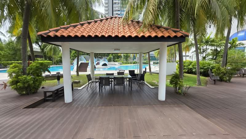 Harbour View Towers, 21 Telok Blangah Drive, 3 Bedrooms, 2,013 sqft, Condominium For Sale, by Regina Lim, 500237110 - Pavilion - PropertyGuru.com.sg