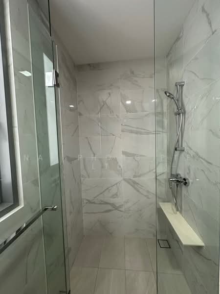Forest Woods, 9A Lorong Lew Lian, Room Rental, 200 sqft, Condominium For Rent, by Eric, 500237115 - Bathroom - PropertyGuru.com.sg