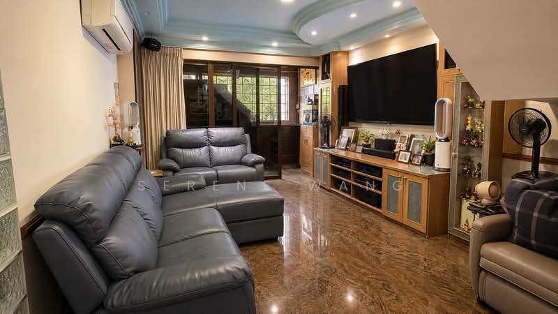 532 Jelapang Road, 532 Jelapang Road, Dairy Farm / Bukit Panjang / Choa Chu Kang, 4 Bedrooms, 1,528 sqft, HDB Flat For Sale, by Serene Wang, 500237124 - Living Room - PropertyGuru.com.sg