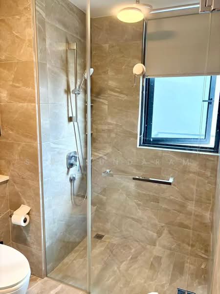 Lake Grande, 10 Jurong Lake Link, 2 Bedrooms, 721 sqft, Condominium For Rent, by S.M. SUNDARAM, 500237167 - Bathroom - PropertyGuru.com.sg