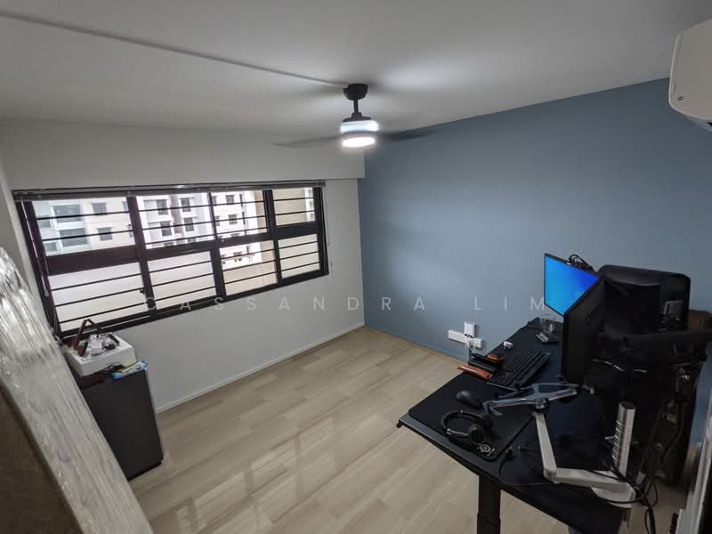 80B Lorong 4 Toa Payoh, 80B Lorong 4 Toa Payoh, 3 Bedrooms, 1,119 sqft, HDB Flat For Sale, by Cassandra Lim, 500237174 - Study - PropertyGuru.com.sg