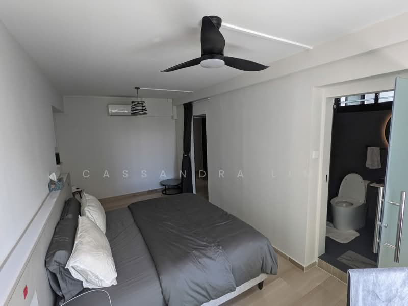 80B Lorong 4 Toa Payoh, 80B Lorong 4 Toa Payoh, 3 Bedrooms, 1,119 sqft, HDB Flat For Sale, by Cassandra Lim, 500237174 - Bedroom - PropertyGuru.com.sg