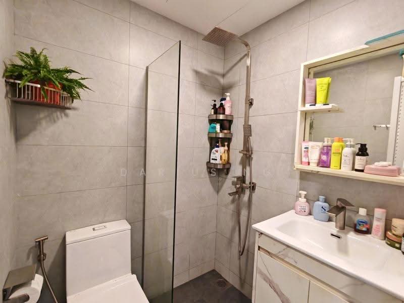 The Sunny Spring, 50 Lorong 40 Geylang, 3 Bedrooms, 1,066 sqft, Apartment For Sale, by Darius Ng, 500237179 - Bathroom - PropertyGuru.com.sg