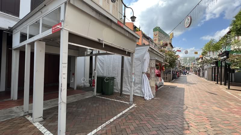 Pagoda St Ground Floor F&B Retail Shophouse, Pagoda Street | Trengganu Street | Temple Street | Mosque Street | Smith Street, 1,236 sqft, Shop / Shophouse For Rent, by Joyce Foo, 500237184 - Exterior - CommercialGuru.com.sg