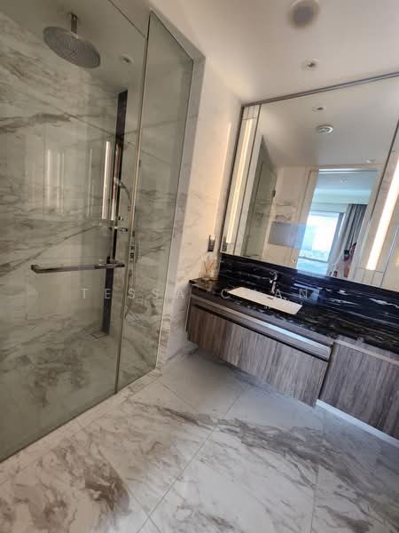 Wallich Residence, 3 Wallich Street, 3 Bedrooms, 1,098 sqft, Condominium For Rent, by Tessa Chan, 500237186 - Bathroom - PropertyGuru.com.sg