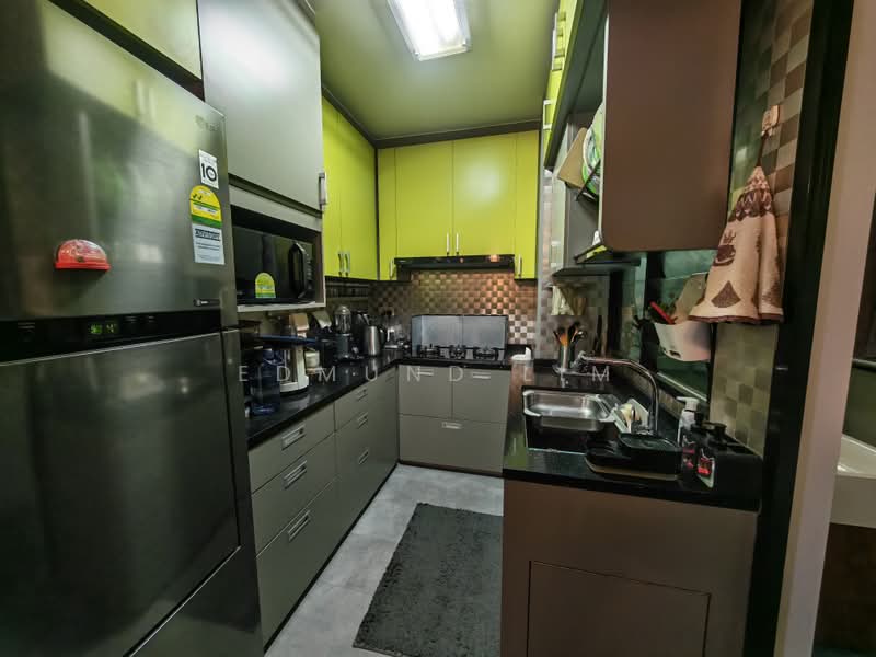 436D Fernvale Road, 436D Fernvale Road, 2 Bedrooms, 743 sqft, HDB Flat For Sale, by Edmund Lim, 500237191 - Kitchen - PropertyGuru.com.sg