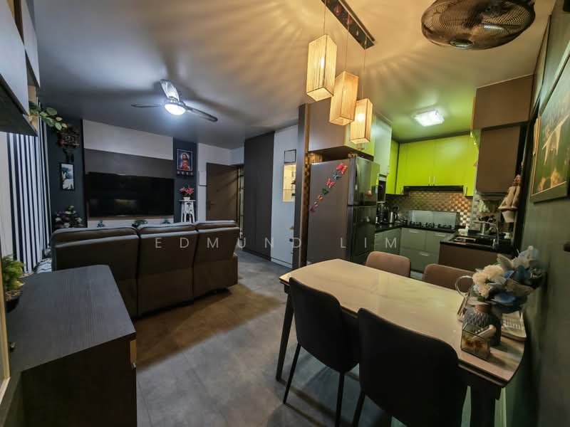 436D Fernvale Road, 436D Fernvale Road, 2 Bedrooms, 743 sqft, HDB Flat For Sale, by Edmund Lim, 500237191 - Living Room - PropertyGuru.com.sg